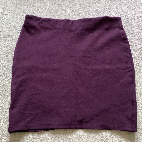 Aritzia Sunday Best primrose skirt - Picture 4 of 6